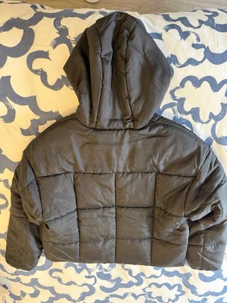 Plumas Nike Negra con Capucha