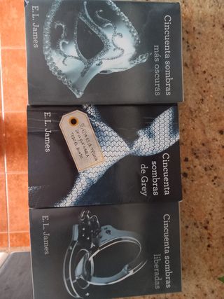 CINCUENTA SOMBRAS DE GREY