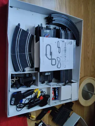 Scalextric Compact Loopinator