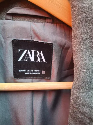 Abrigo Zara Gris Mujer