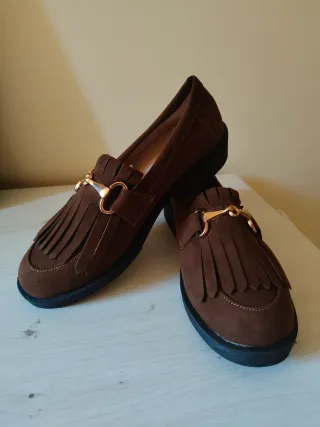 Zapatos mocasines marrones mujer