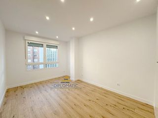 Piso en alquiler en Castillejos en Madrid