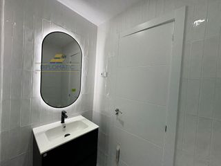 Piso en alquiler en Castillejos en Madrid