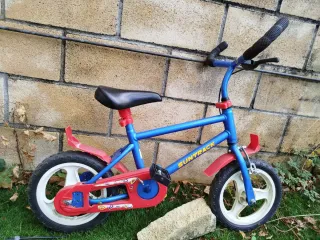 Bici infantil azul y roja