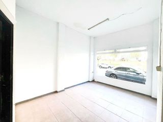 Local comercial en alquiler en Camas