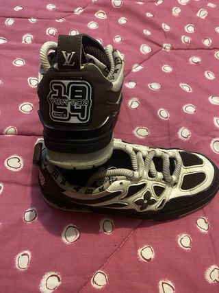 Louis Vuitton Bambas Marrón y Blanco