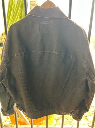 Chaqueta vaquera Zara marrón encerada