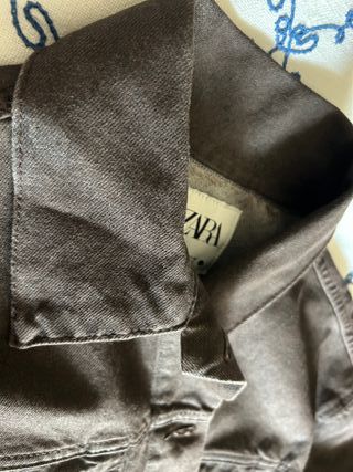 Chaqueta vaquera Zara marrón encerada