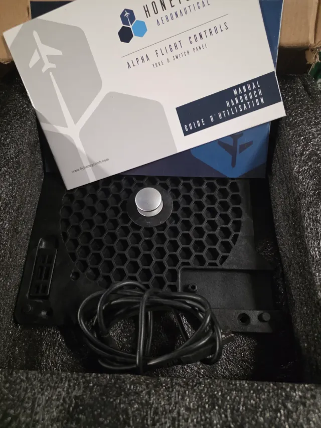 Controlador de vuelo Honeycomb Alpha Flight.