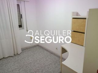 Piso en alquiler en La Luz - El Torcal en Málaga
