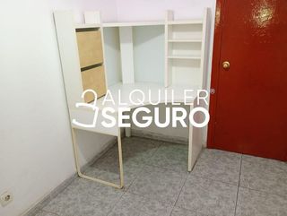 Piso en alquiler en La Luz - El Torcal en Málaga