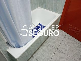 Piso en alquiler en La Luz - El Torcal en Málaga