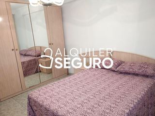 Piso en alquiler en La Luz - El Torcal en Málaga