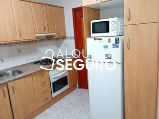 Piso en alquiler en La Luz - El Torcal en Málaga