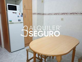 Piso en alquiler en La Luz - El Torcal en Málaga