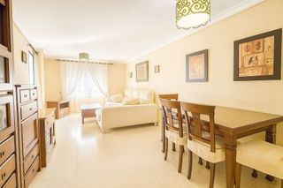 Piso en alquiler en Las Lagunas en Mijas