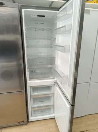 Nevera marca LG GARANTÍA TRANSPORTE