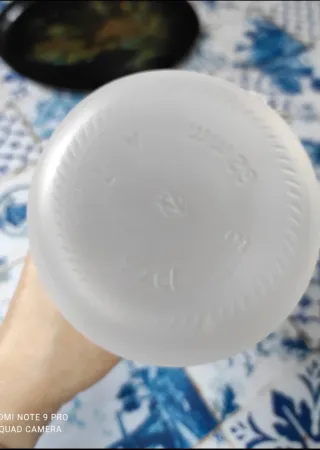 Bottiglia vetro satinato decorata