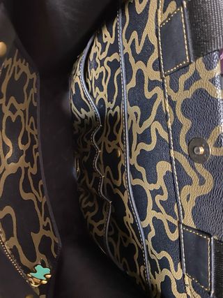 Bolso Tous Grande Marrón, negro y dorado.