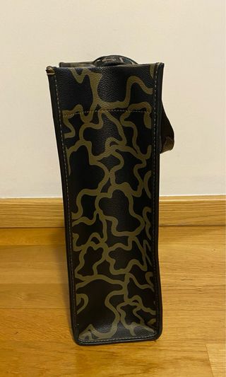 Bolso Tous Grande Marrón, negro y dorado.