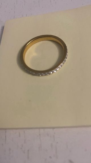 Alianza dorada con circonitas talla 12/22