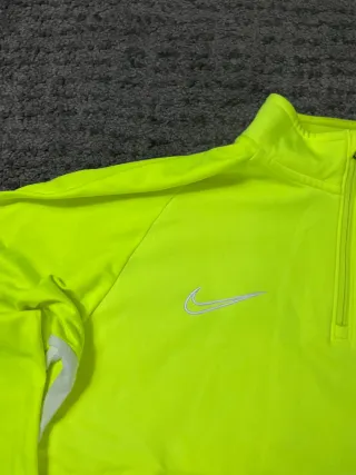 ¡¡OFERTA!! Talla M Sudadera Nike Málaga