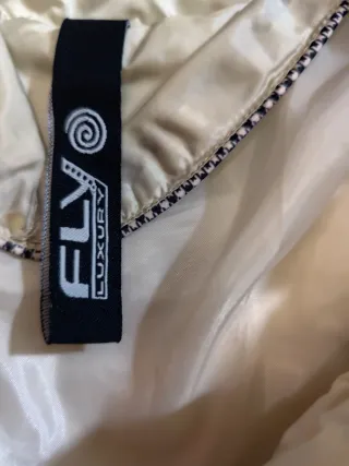 Parka champán con volantes Talla XXL