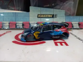 Carrocería Scaleauto Peugeot 208 Dorsal 3