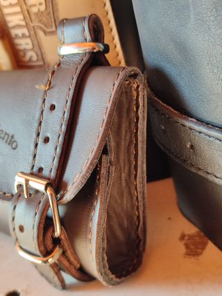 Borsello vintage pelle bici sottosella porta attre