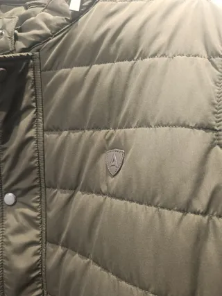 Abrigo Álvaro Moreno Verde Oliva