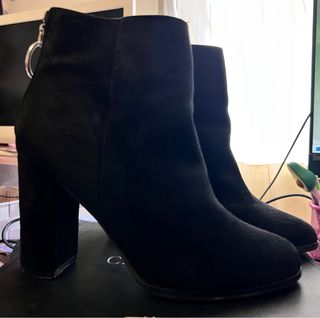 Botines MariPaz Negros T.39