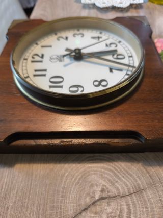 Orologio da parete classico in legno