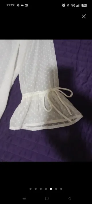 Blusa blanca Sfera, a estrenar