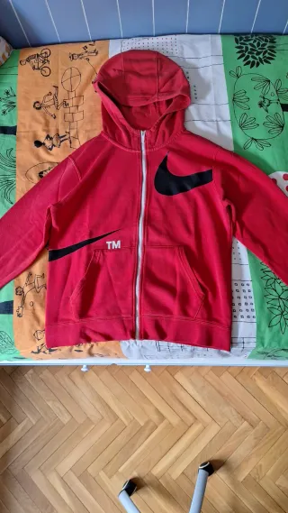 Sudadera Nike Swosh Roja con Cremallera