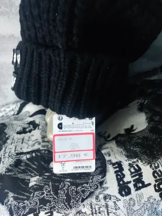 Gorro Desigual Negro Lana Pompon