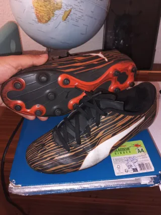 Scarpe da calcio Puma Taglia 38