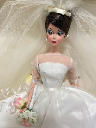 Barbie Fashion Model María Therese in abito da sposa