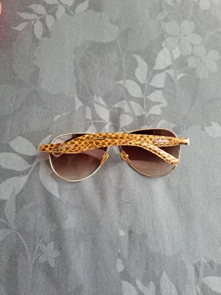 Gafas de sol Guess mujer marrones y doradas