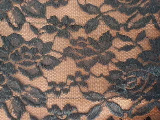 Conjunto de falda y top de encaje