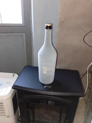 Bottiglia vuota Baileys effetto floccato