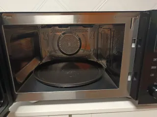 Microondas QUIGG con grill