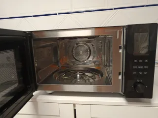 Microondas QUIGG con grill