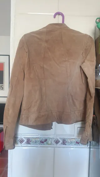 Chaqueta de ante estilo motorista