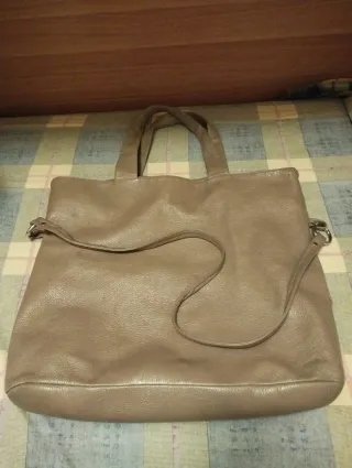 Borsa Yuri vera pelle martellata