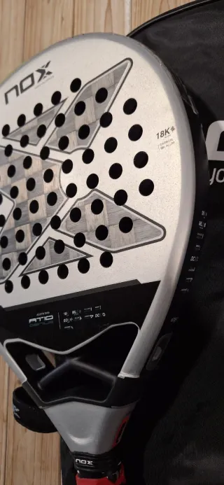 Pala Padel NOX AT10 18K