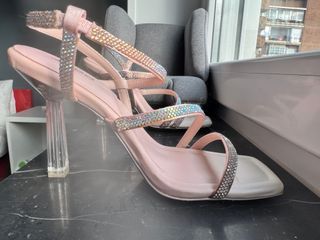 Tacones Aldo Rosados con Cristales