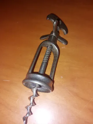 Sacacorchos antiguo hélice francés