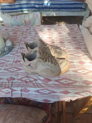 Kit Muay Thai Venum: Pantalón, Guantes, Espiniller