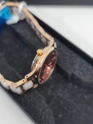 Reloj mujer Olevs cuarzo rojo-dorado