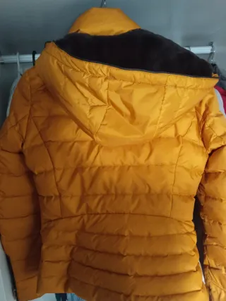 Abrigo Zara Mujer Amarillo